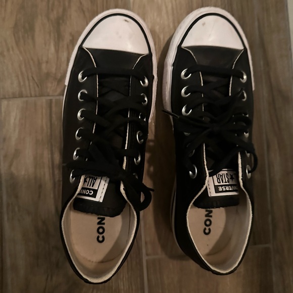 Women’s size 6.5 black leather platform converse - Picture 2 of 2